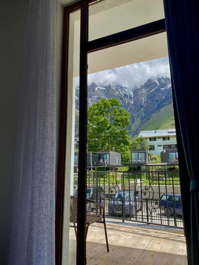 Mood Hotel Kazbegi Esterno foto