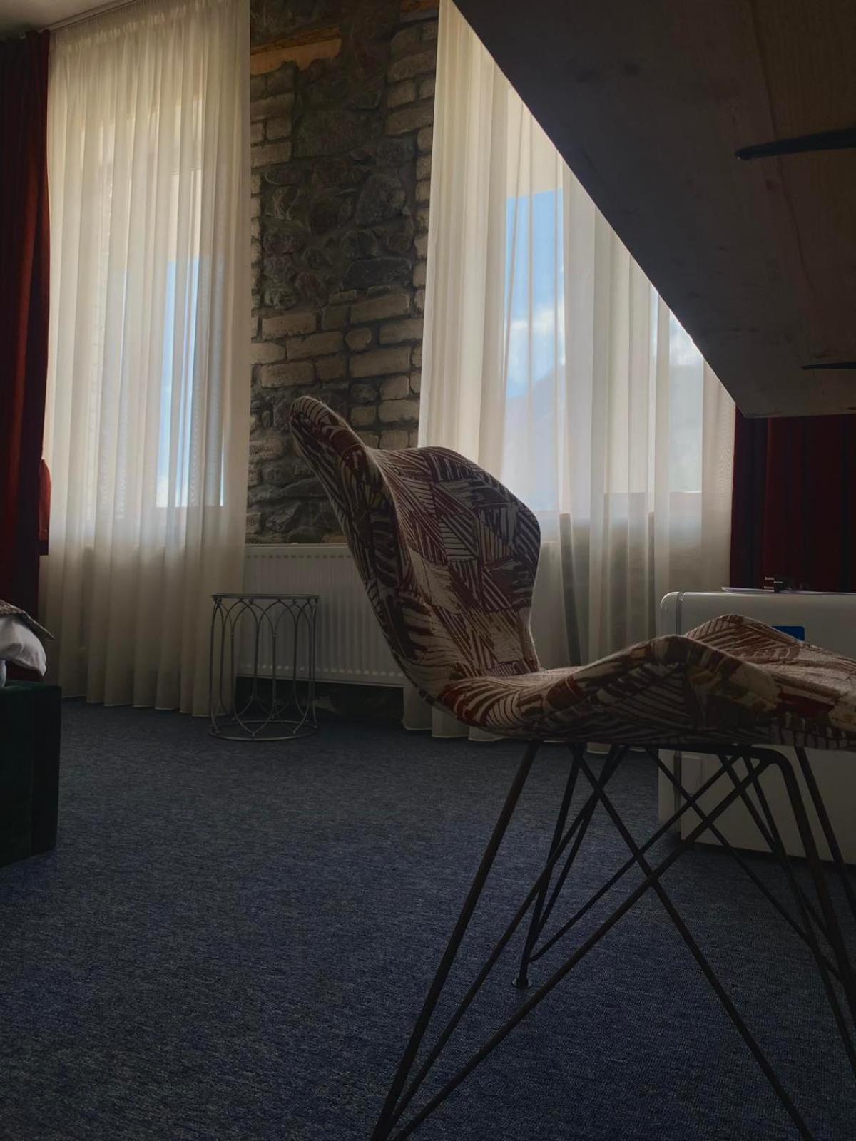 Mood Hotel Kazbegi Esterno foto